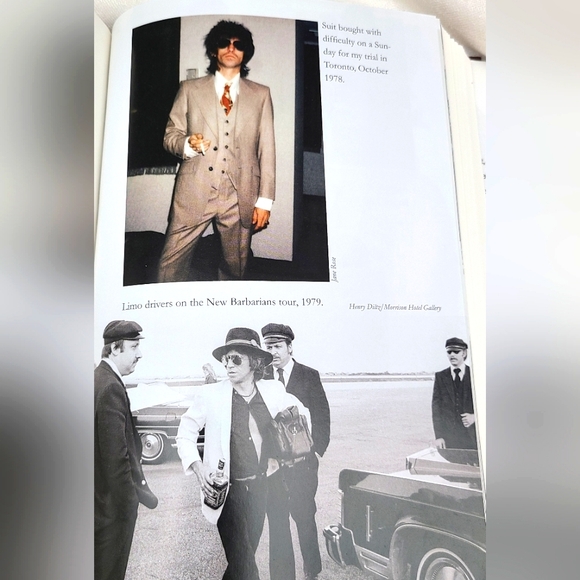 1st Edition Keith Richards: Life a Biography - Picture 8 of 9